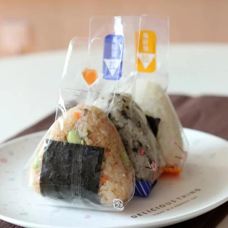 100Pcs Driehoek Rijst Bal Verpakking Zak Kersenbloesems Panda Anti-Fog Tas Gemakkelijk Tear Sushi Onigiri Verpakking