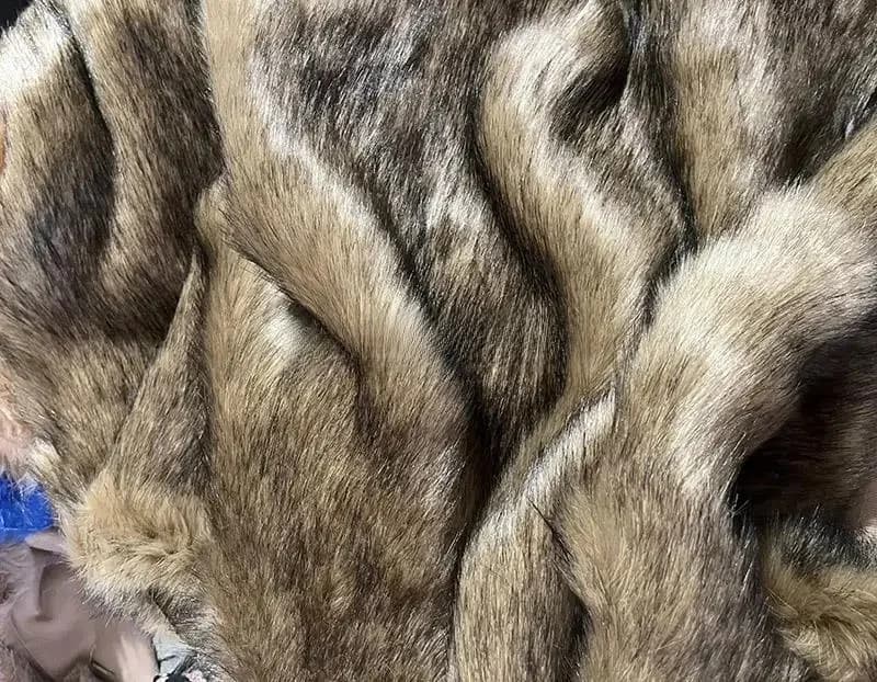 Groothandel Kwaliteit Stapel 5Cm Dye Tip Faux Fur Stof, Dikke Vos Bont, Vilt Doek, kleding Schoenen Bag Materialen