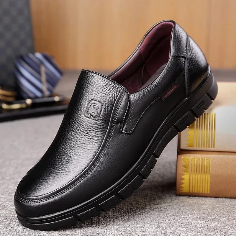 Zomer Nieuwe Heren Lederen Schoenen Casual Casual Schoenen Outdoor Wandelschoenen Comfort Mode Zachte Leren Schoenen Loafers