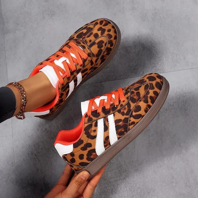 Sneakers Dames 2025, Nieuwe Mode Outdoor Veterschoenen Luipaard Casual Schoenen Vrouwelijke Lichtgewicht Comfortabele Antislip Platte Schoenen