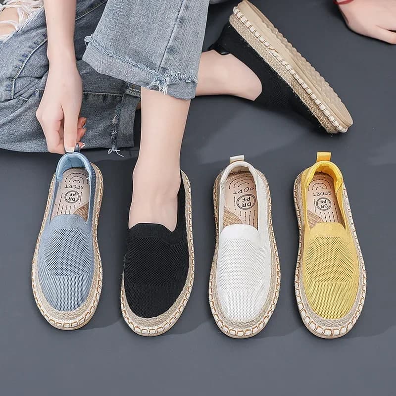 Vrouwen Ademende Sneakers Platte Casual Schoenen Slip Op Dames Loafers Gevulkaniseerde Schoenen Wandelschoenen Sneaker Schoeisel 2024