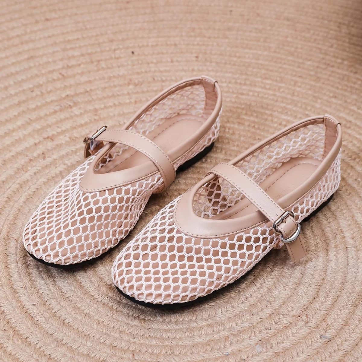 Platte damesschoenen Lente nieuwe ronde kop Ondiepe mond Mesh doek Ademend woord met antislip Slijtvaste enkele schoenen