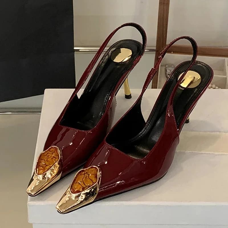 Fashion Design Inlay Edelstenen Puntschoen Lakleer Sexy Slingback Sandalen Vrouwen Pompen Hoge Hakken Bruiloft Banket Schoenen