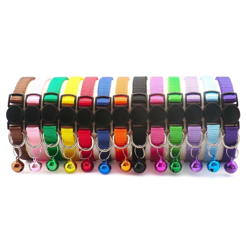 Groothandel 24 stuks veiligheid casual effen kleur nekband mode wandelen buiten huisdier kat halsband met bel delicaat