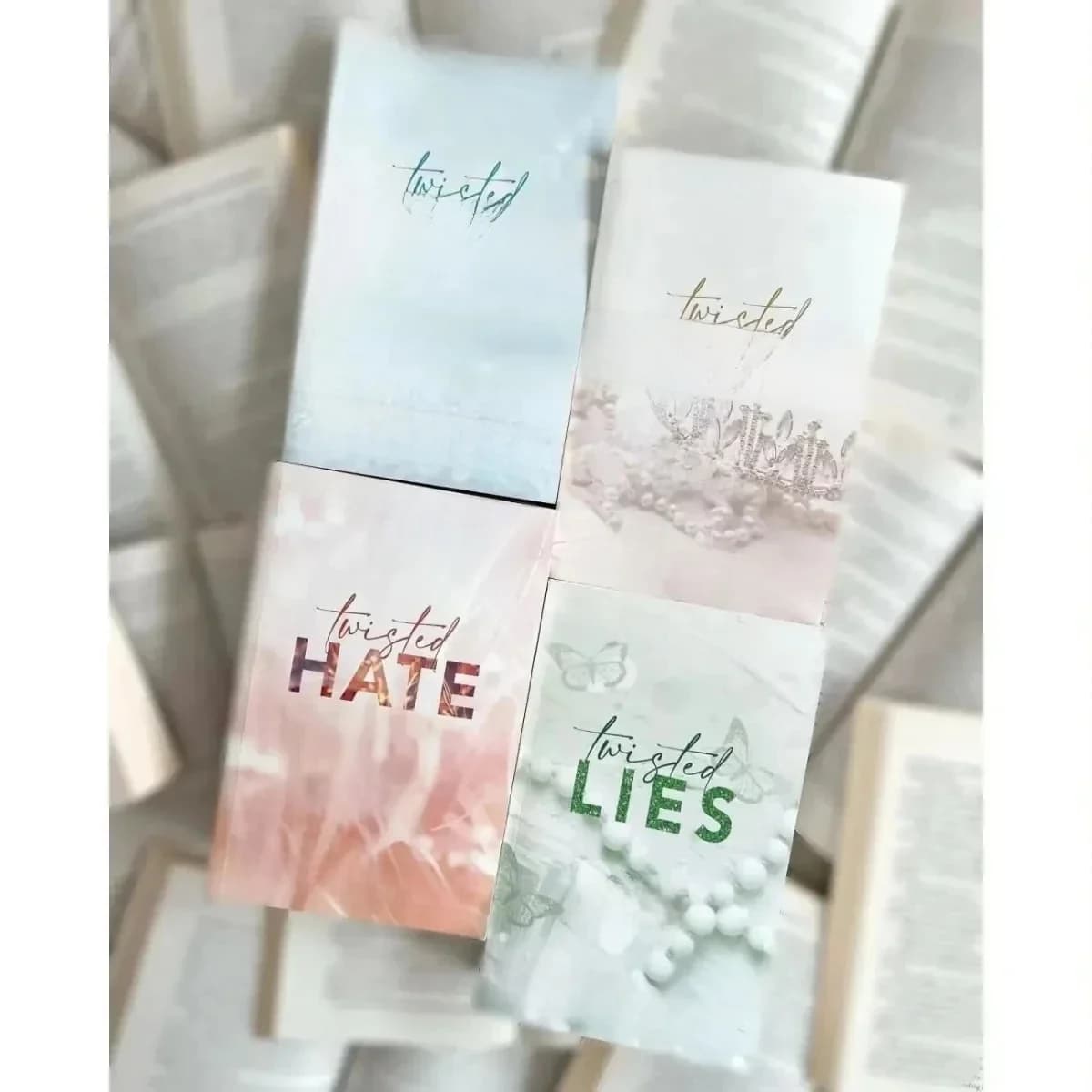 Twisted Love/Hoon/Games/Liegt Ana Huang Engelse Boekenroman