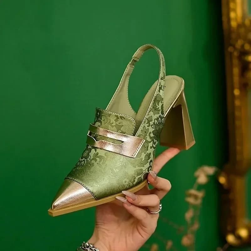 2025 Vrouwen Sandalen Sexy Puntschoen Hoge Hakken Print Willekeurige Schoenen Zomer Designer Jurk Slingback Platform Mujer Zapatos Pompen