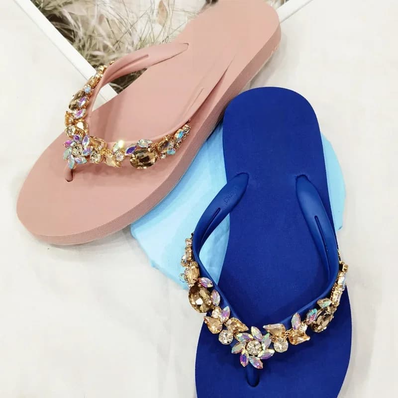 Slippers Vrouwen Glitter Slippers Zomer 2023 Mode Outdoor Strass Ketting Wedge Strand Slippers Jelly Hawaiiaanse Platte Sandalen