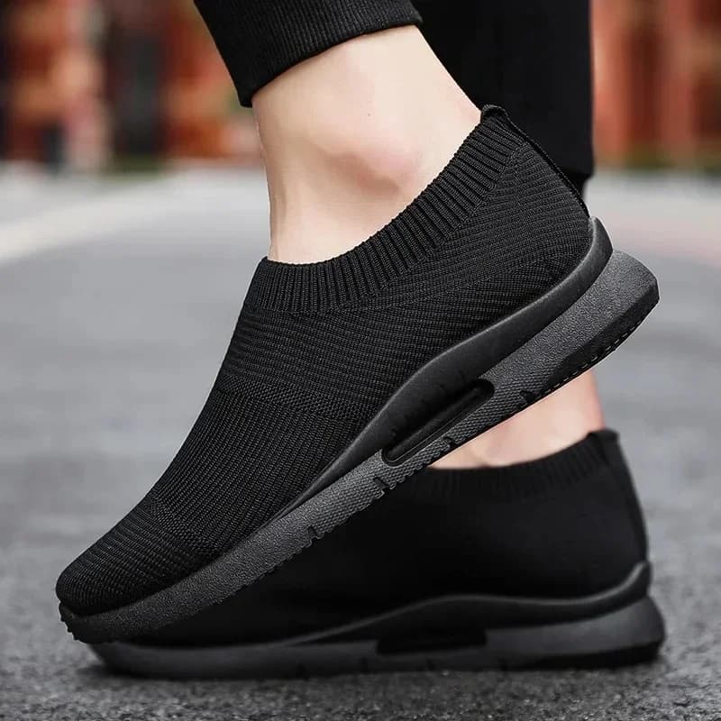 Heren Sneakers Ademende Loafers Outdoor Zachte Zool Flats Mesh Heren Loopschoenen Lichtgewicht Slip-on Casual Schoenen Tenis Hombres