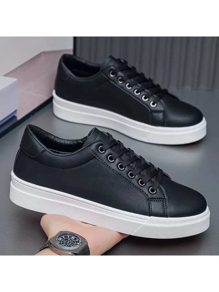 Nieuwe hete verkopende modieuze heren boardschoenen Trendy witte schoenen Student sport vrijetijdsschoenen Veelzijdige herenschoenen