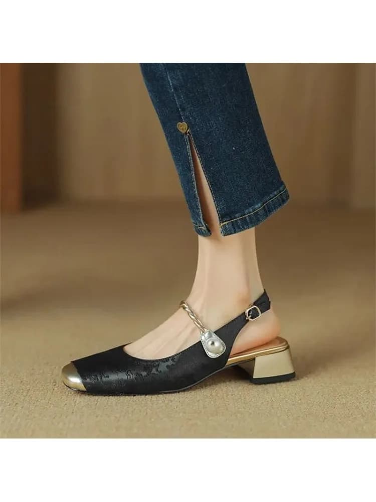 Dames Temperament Baotou Sandalen Zomer Nieuwe Vierkante Kop Ondiepe Mond Zachte Zool Mode Dikke Hak Schoenen