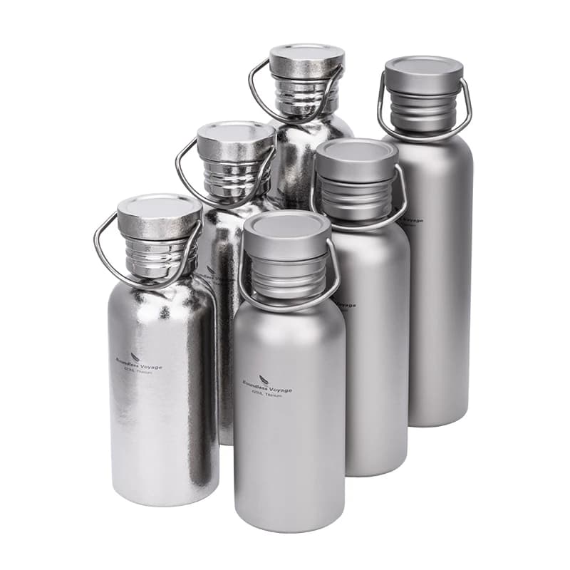 Boundless Voyage Titanium waterfles met ophangring Outdoor Sports hydratatiefles
