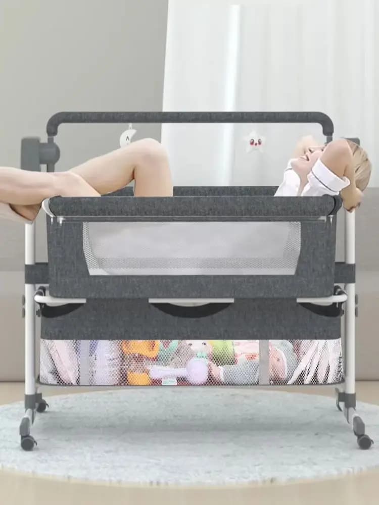 3-in-1 multifunctionele elektrische babywieg naast het bed, draagbare reiswieg voor baby's met 5-snelheden intelligente schudfunctie,
