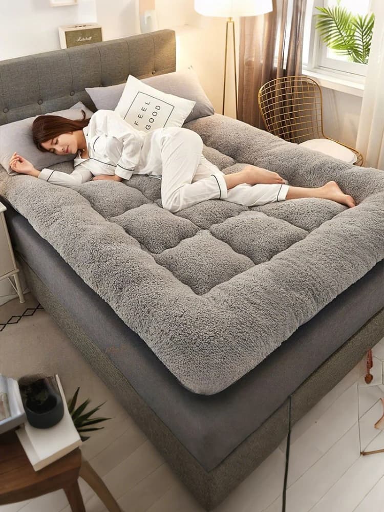 Verdikte warme lamsdonsmatras Dubbele Tatami Pad Antislip opvouwbare matras voor studentenslaapzaal Slaapkamer, geschikt voor dagelijks gebruik