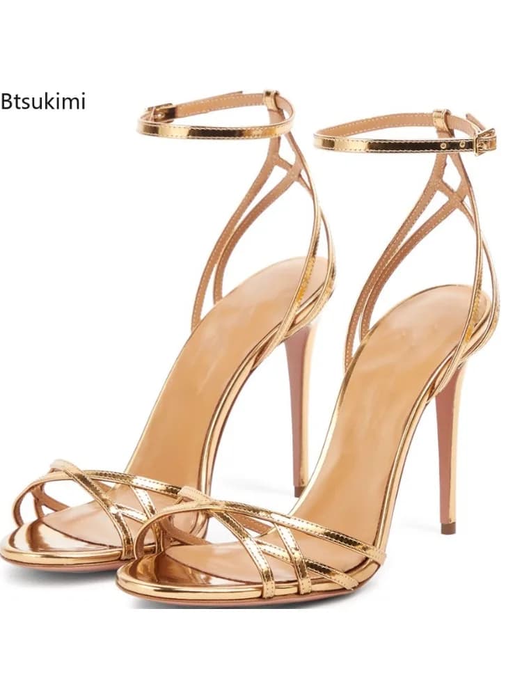 Nieuwe 2026 Zomer Dames Lakleer Sandalen Ronde Neus Open Teen Stiletto Sexy Dames Sandalen Dunne Hoge Hakken Banket Jurk