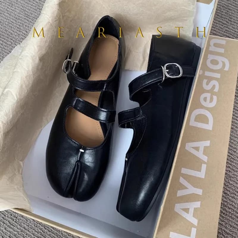 Nieuwe Designer Split Toe Flats Schoenen Gesp Vrouwen Comfort Bottom Ballerina Tabi Schoenen Zacht Leer Stevig Outdoor Schoeisel