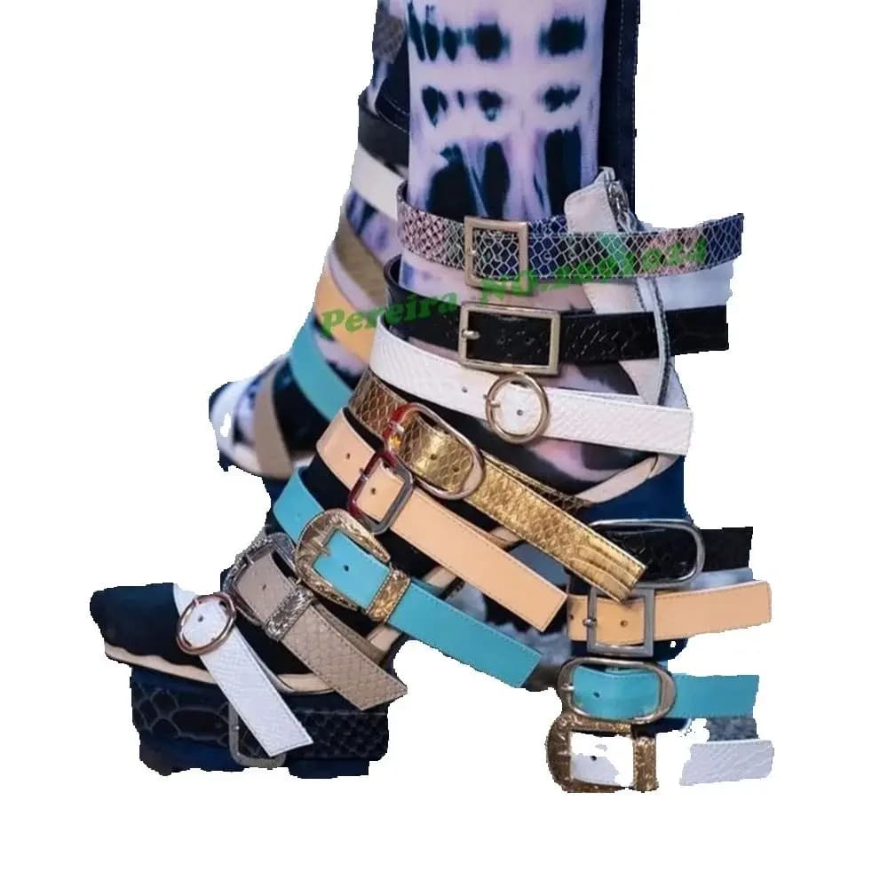 Patchwork Peep Toe Platform Dikke hak Damessandalen Gemengde kleur Riemgesp Sandalen Uitrusting Hoge hak Zoete meisjes 2025, nieuwe runway