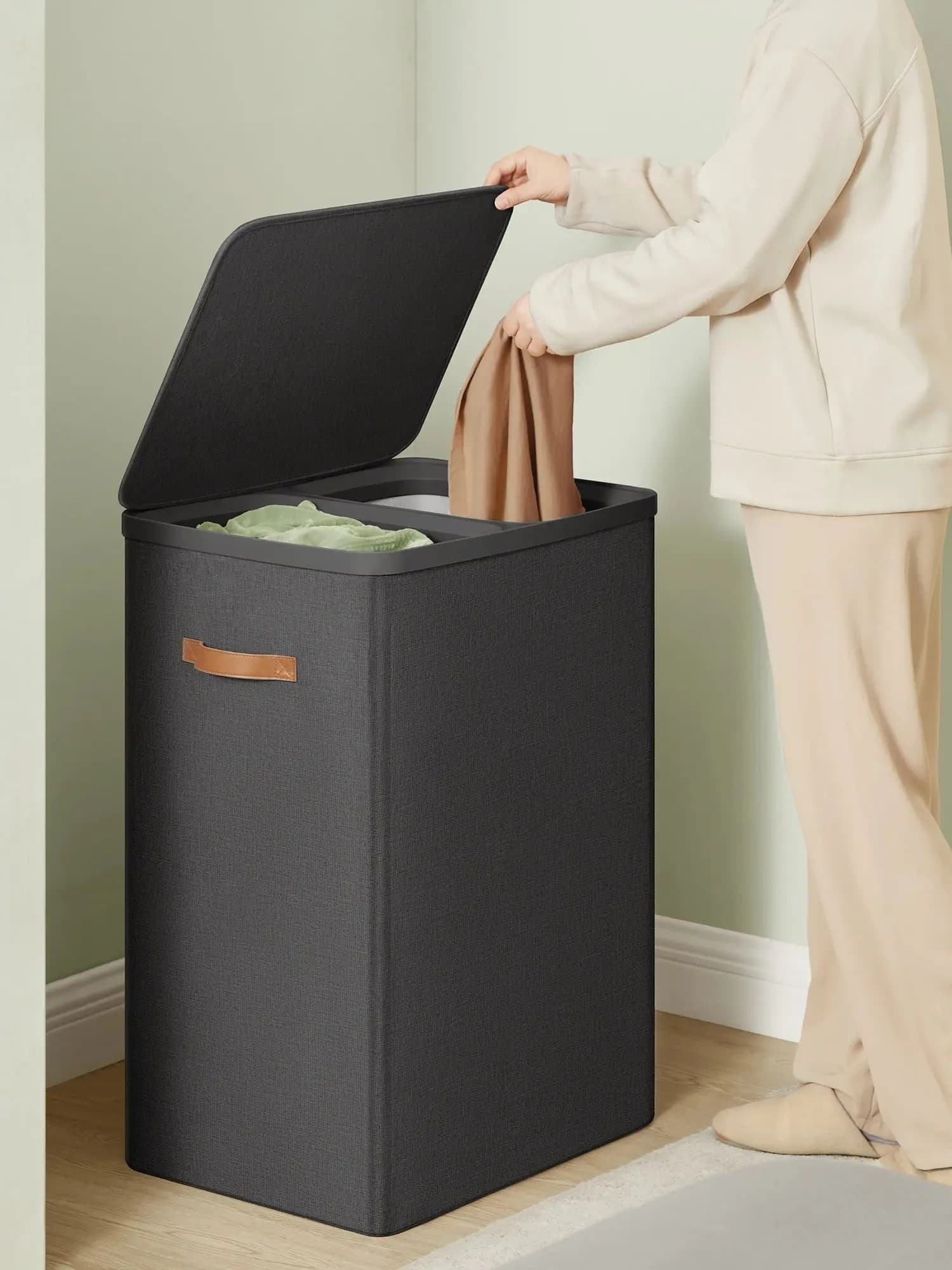 SONGMICS wasmand, 170 L, 2 handventilatoren, lichtgewicht constructie, met deksel en handgrepen, afneembare waszak, 56x40x75 cm