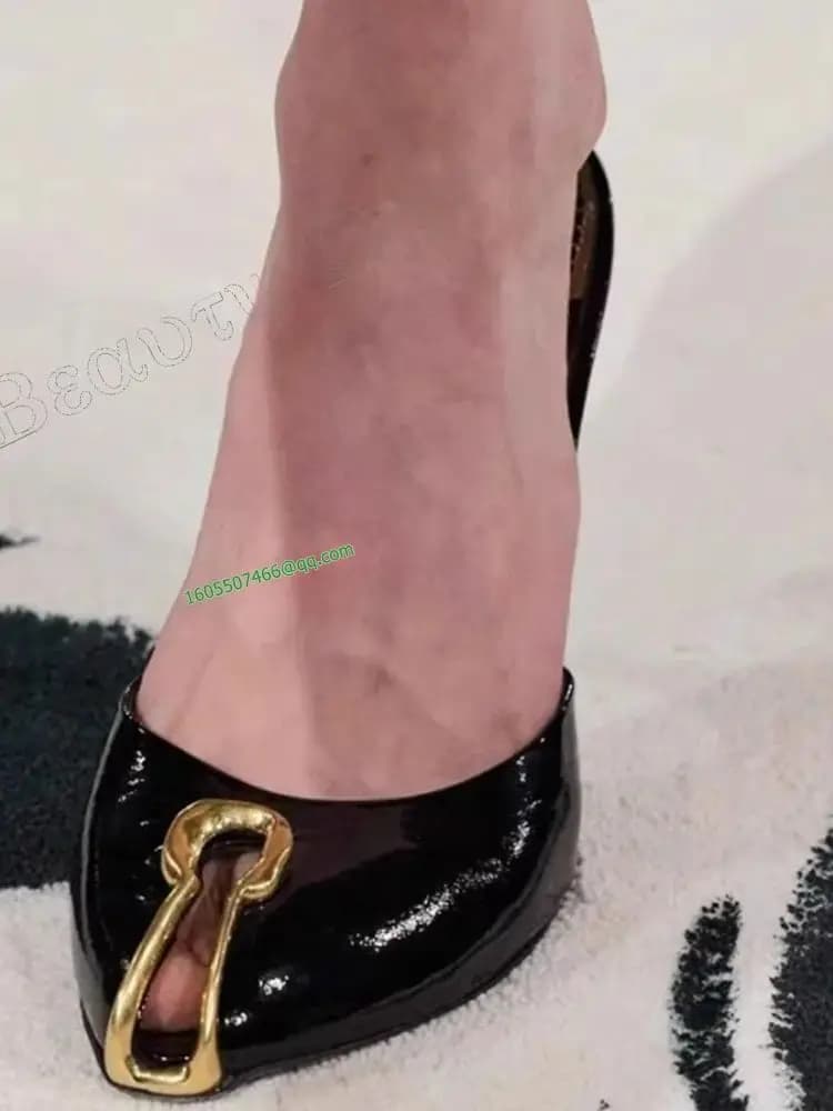 Zwarte Metalen Teen Slippers Vreemde Stijl Hakken Pompen Stiletto Hoge Hak Schoenen voor Vrouwen Hoge Hak Mode Nieuwe Zapatillas Mujer