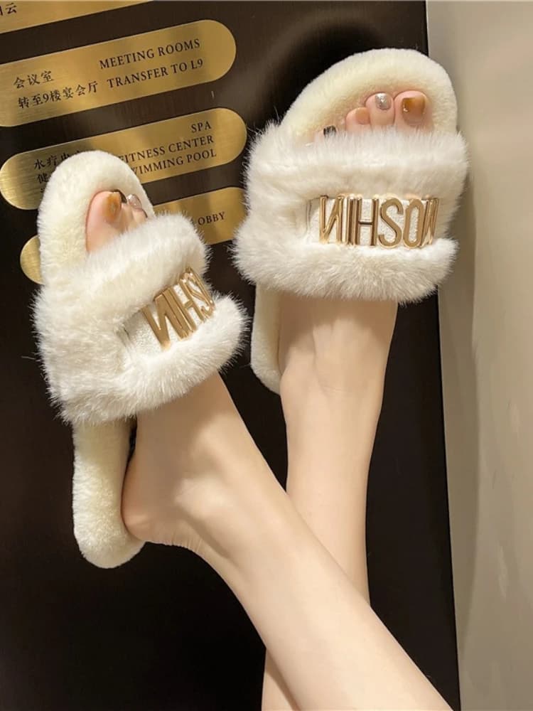 Vrouwen Pluche Slippers Herfst Winter Nieuwe Mode Metalen Platte Katoenen Slippers Antislip Warme Thuis Schoenen Plus Size 35-42 Zapatos Mujer