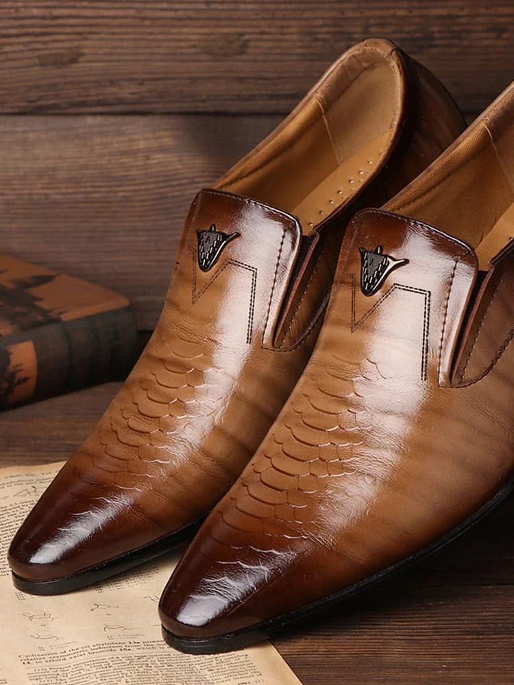 Retro herenkledingschoenen zomer casual kantoor zakelijke schoenen puntige neus leren schoen platte instappers voor heren luxe loafers