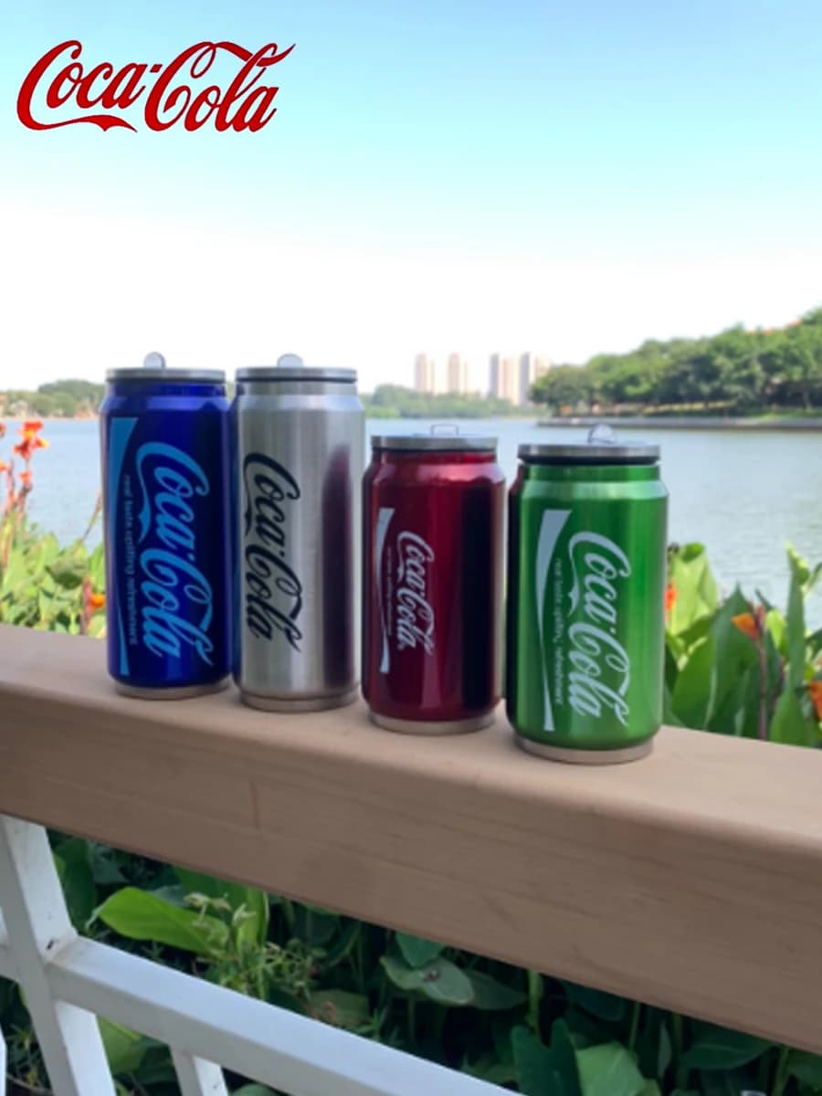 Creatieve roestvrijstalen geïsoleerde beker met gemakkelijk te trekken blikontwerp - Coca-Cola strobeker
