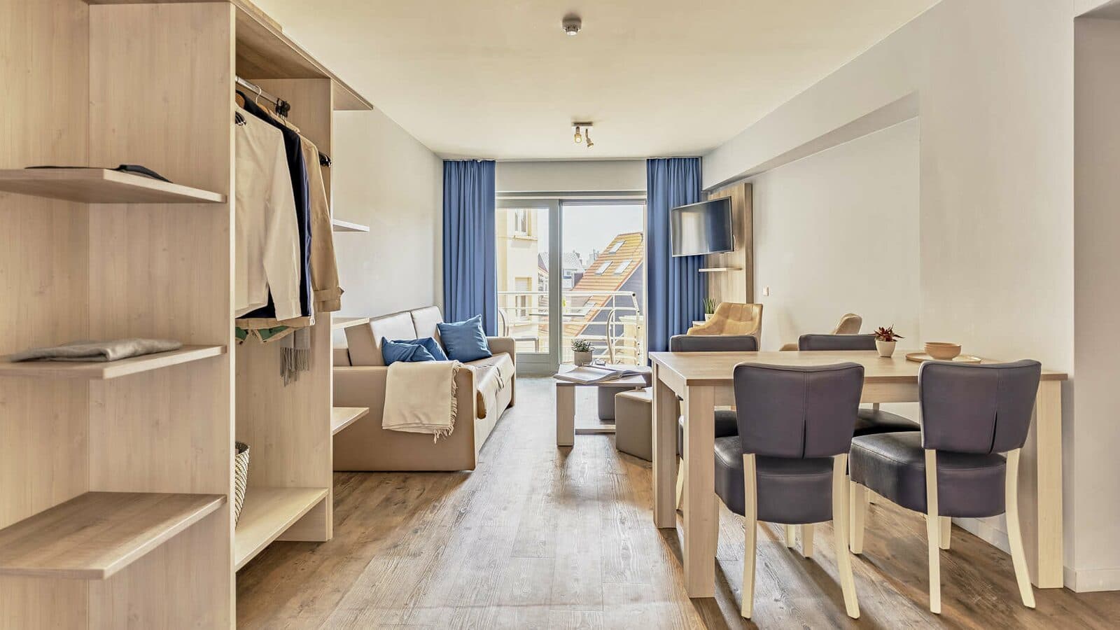 Studio met stadszicht | 4p