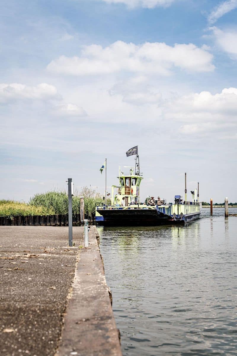Cast Away Camping (inclusief ontbijt)