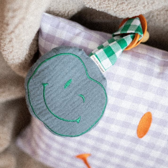 Atelier Pomme - Pacifier cloth pomme - Misty blue