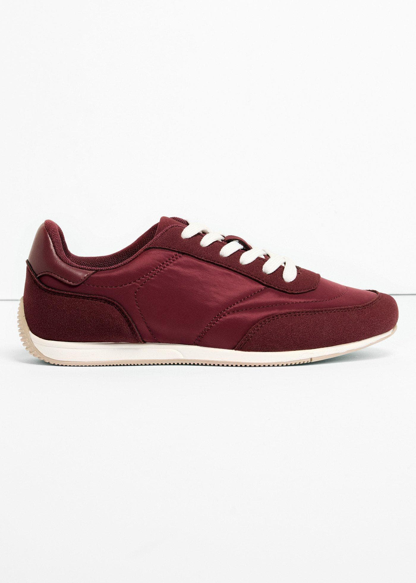 Sneakers in retrolook
