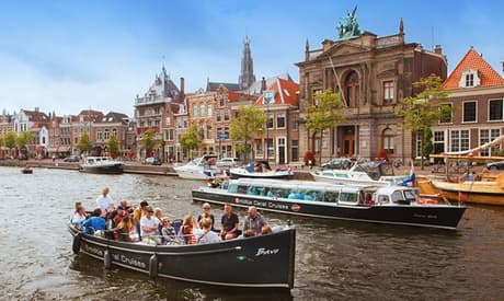 Ticket voor een 50 minuten durende rondvaart door de grachten van Haarlem