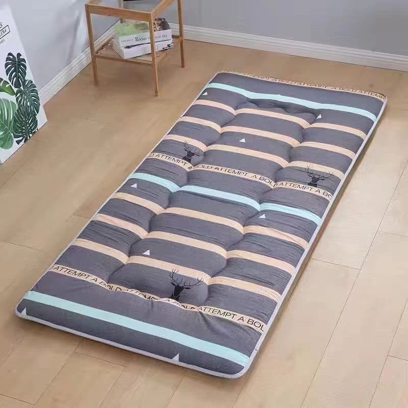 Ortable Futon Matras | Huidvriendelijk, Antislip, Ademend Cam Slaapmatje met Sterrenpatroon, Opvouwbaar Tatami Matras voor Thuis en Reizen