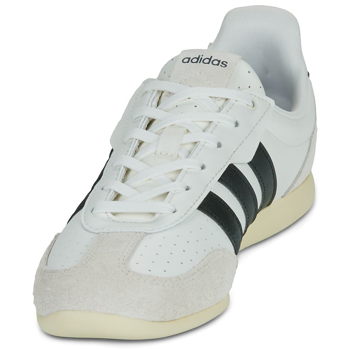 Lage Sneakers adidas  BARREDA LO