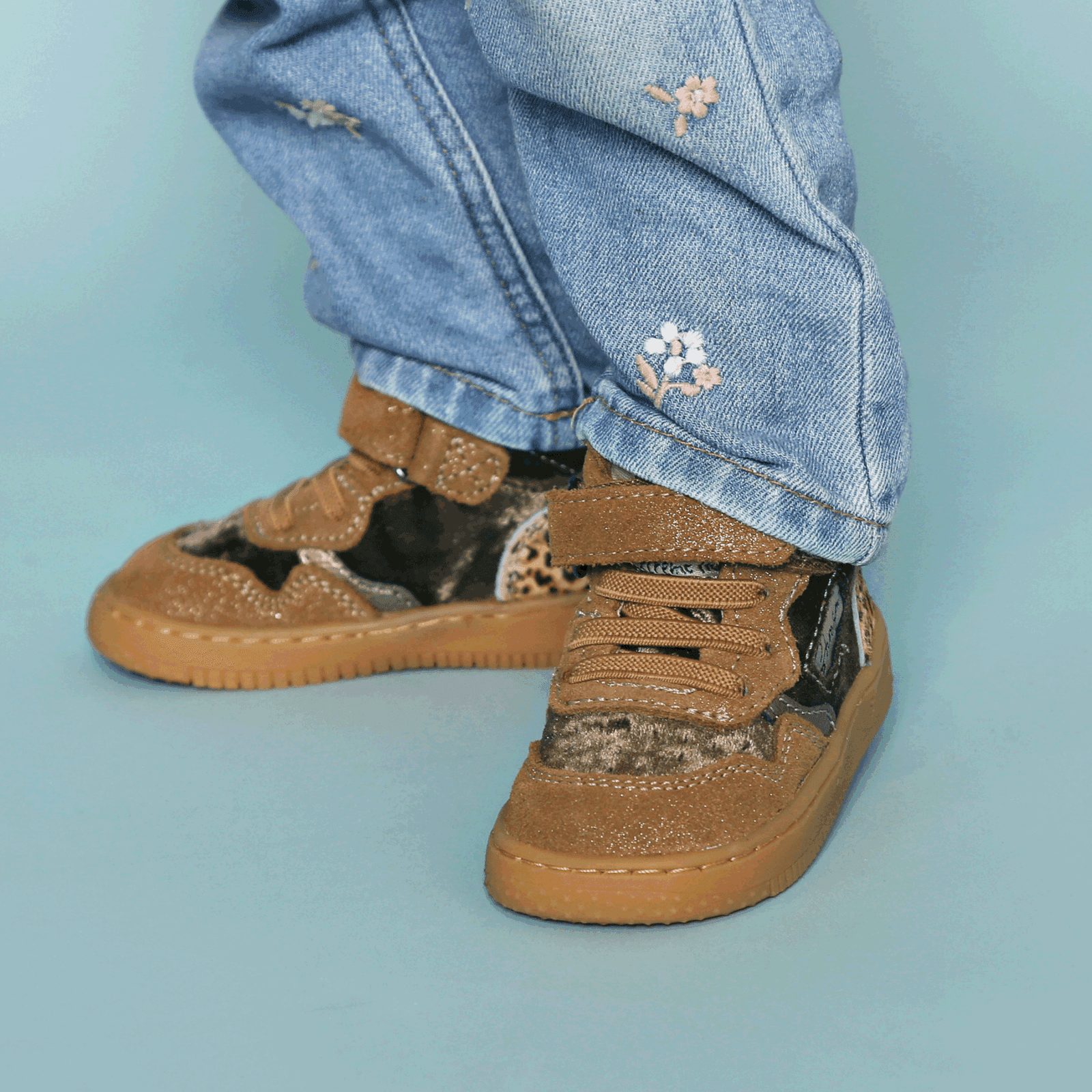 Shoesme bruin sneakertje Meisjes | Microfiber leer/Suède | Maat 20