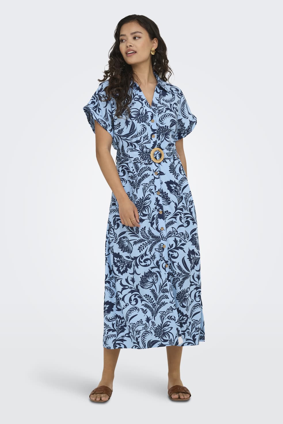 Only blauwe dames jurk | Punt kraag | Regular fit | Steekzakken | Bloemen patroon | Knoopsluiting | Korte mouw