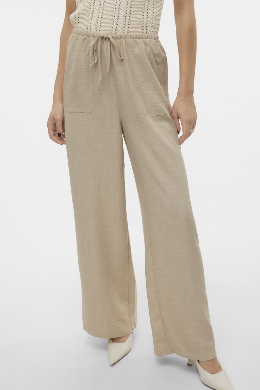 Vero Moda taupe dames broek | Wide leg fit | Steekzakken | Gemeleerd patroon | Elastische boord | High waist