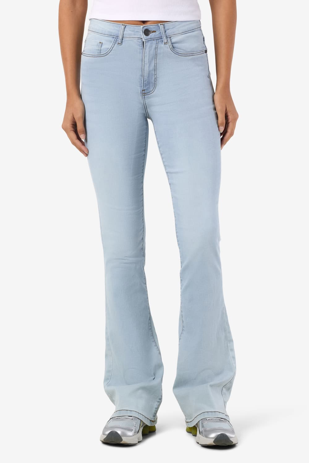Noisy may blauwe dames jeans | High waist | Bleached wash wassing | Flared fit | 5-Pocket zakken | Knoop- en ritssluiting | High waist