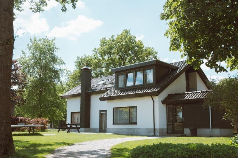Groepsvilla + Lodges - 28 personen