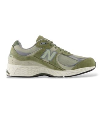 New Balancevoor vrouwen. U2002RV1 Groene leren sneakers 2002R (38.5), Plat, Veters, Casual