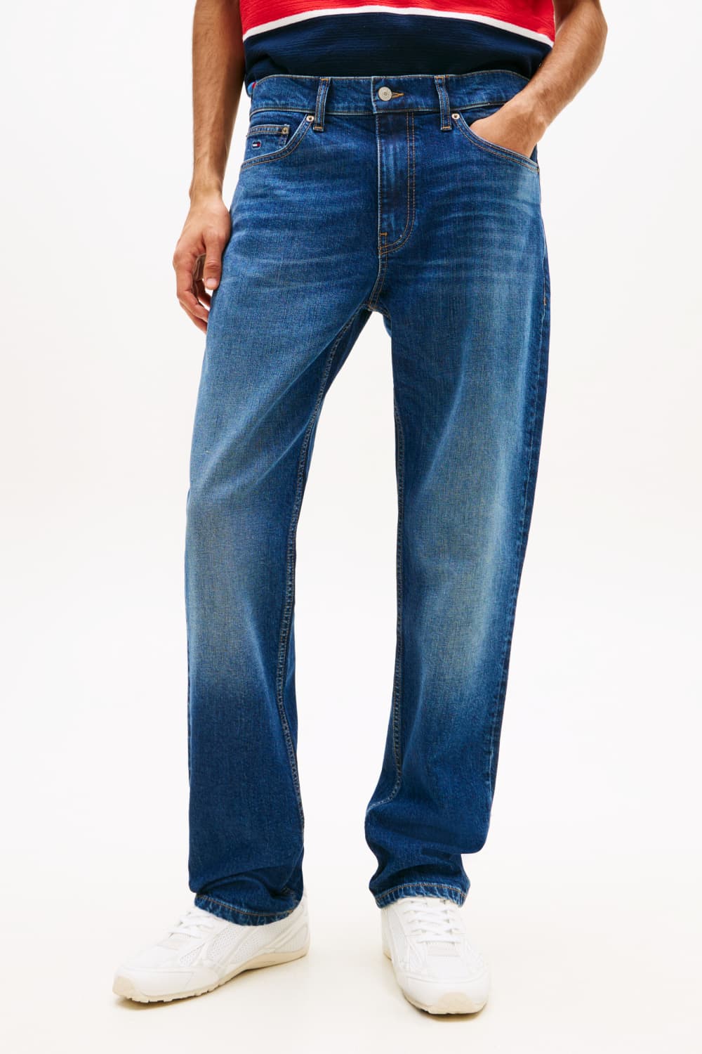 Tommy Jeans blauwe heren jeans | Stonewash wassing | Straight fit | 5-Pocket zakken | Knoop- en ritssluiting | Regular waist